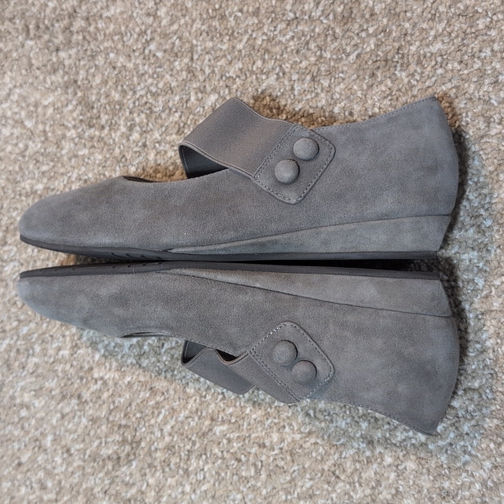 Vaneli Suede Wedge Pearl Taupe Leather 9 Mary Jane - Picture 9 of 14